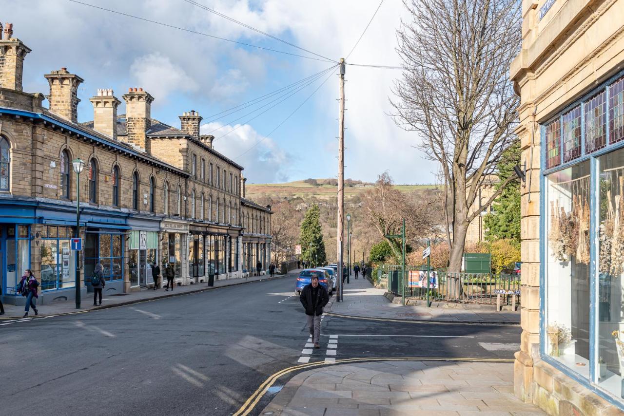 Riverside Balcony Apartment With Parking Just Minutes To Saltaire Shipley (West Yorkshire) Exteriör bild