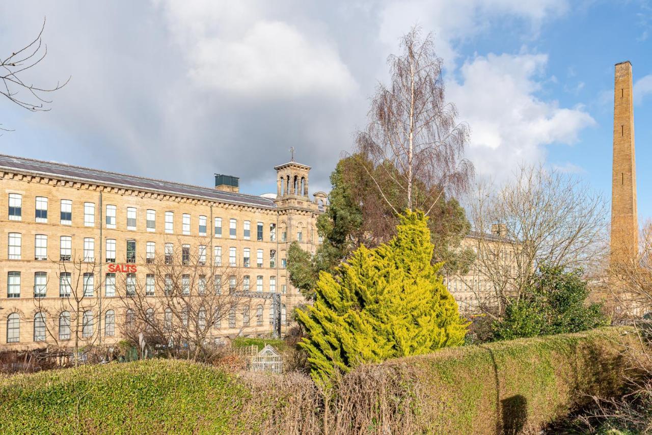 Riverside Balcony Apartment With Parking Just Minutes To Saltaire Shipley (West Yorkshire) Exteriör bild